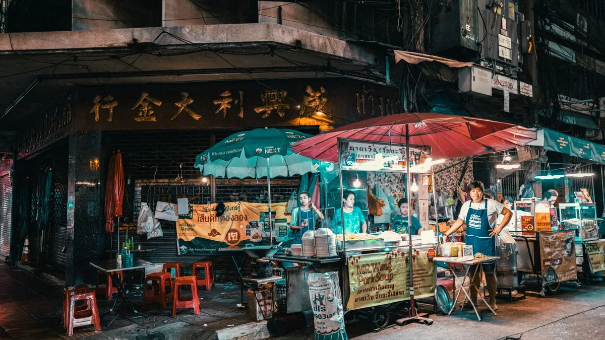 Ultimate NYC Food Tour Guide 2026