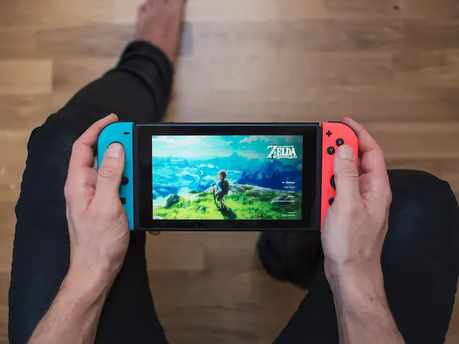 can you bring a Nintendo Switch on a plane