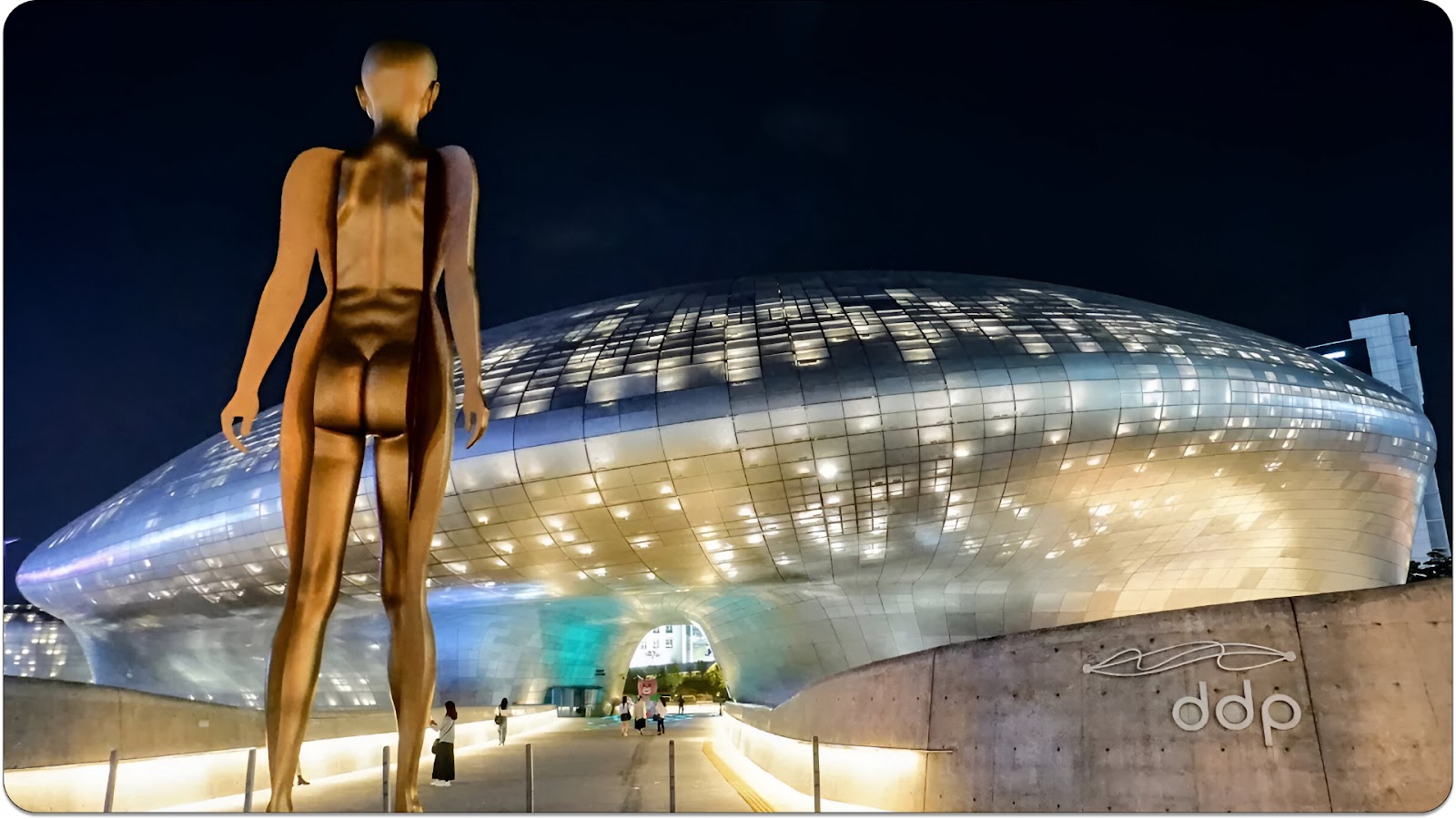 Alien Spaceship of Dongdaemun Design Plaza