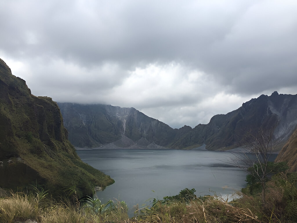 October:the best time to go to Philippines for those traveling on budget